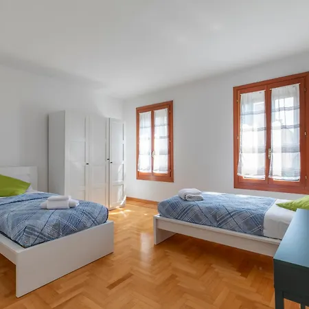 Minuetto - 2 Bedrooms *