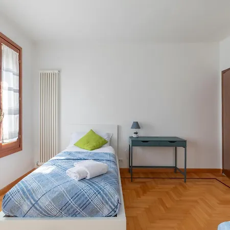 Minuetto - 2 Bedrooms *